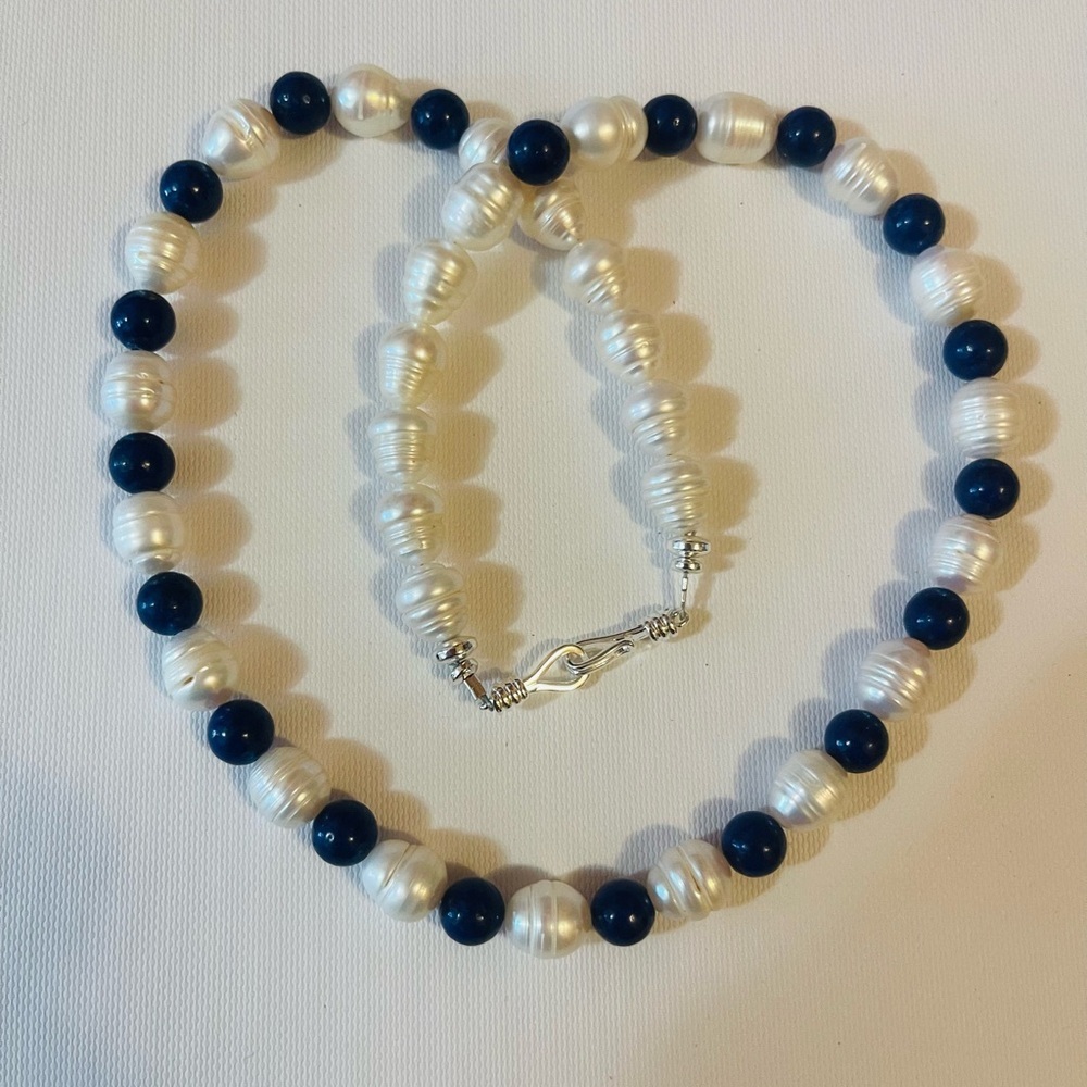 White cultured freshwater baroque pearls Lapis Lazuli Necklace Sz 20"